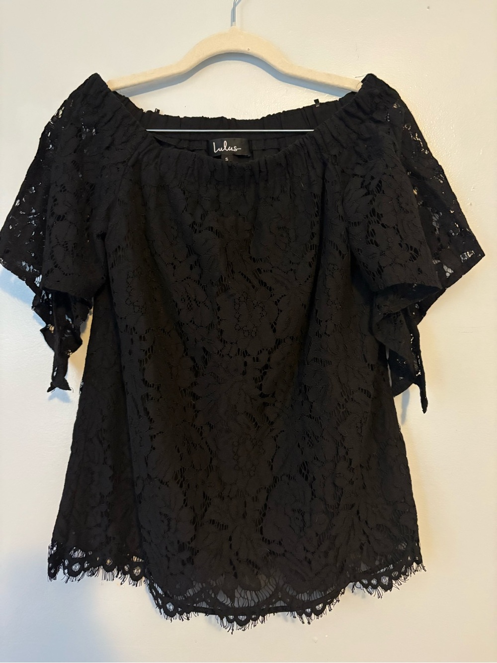 Lulu's Black Lace Off-Shoulder Blouse